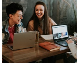 https://tmdwordpress.com/phpscript/jobportal/image/cache/catalog/demo/job/1-7-259x205.jpg